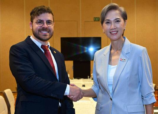 Anthropic opens Singapore office and signs MOU with the Government of Singapore